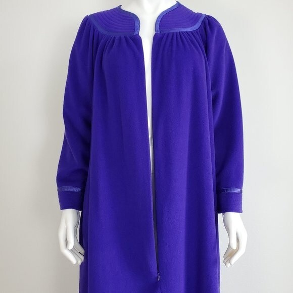 Vintage 80's Vandemere Purple Robe Housecoat - Picture 5 of 10